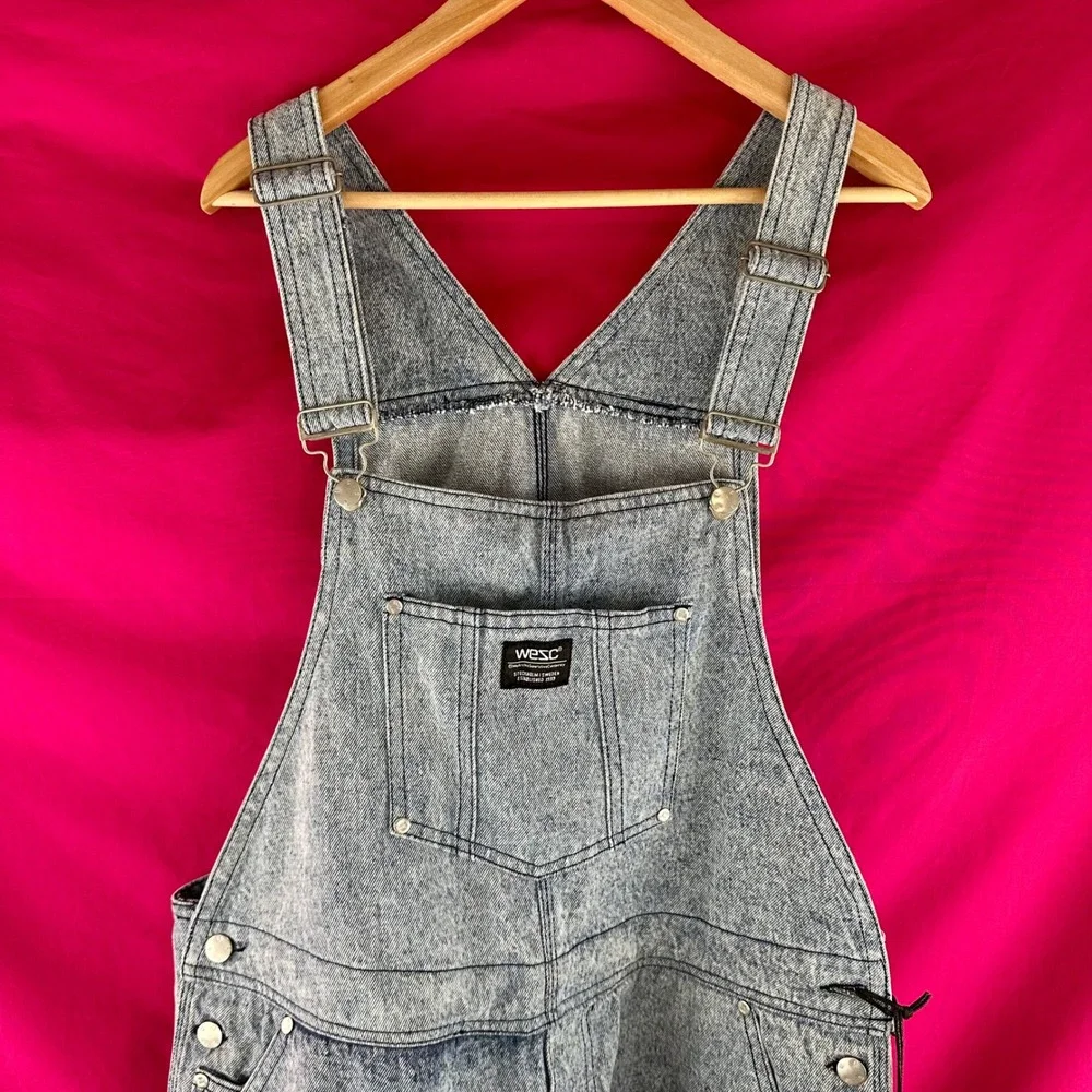 WeSC‎ Denim Bib Overall Shorts XL Unisex Light Wash Streetwear Overalls NWT